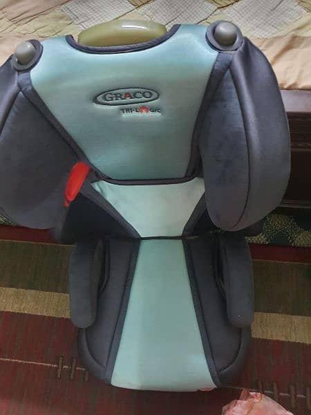 Graco Car Seat, Baby Cort and Cort Projector 2