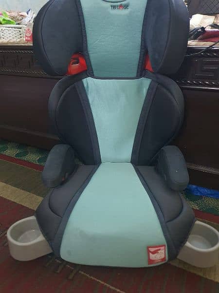 Graco Car Seat, Baby Cort and Cort Projector 9