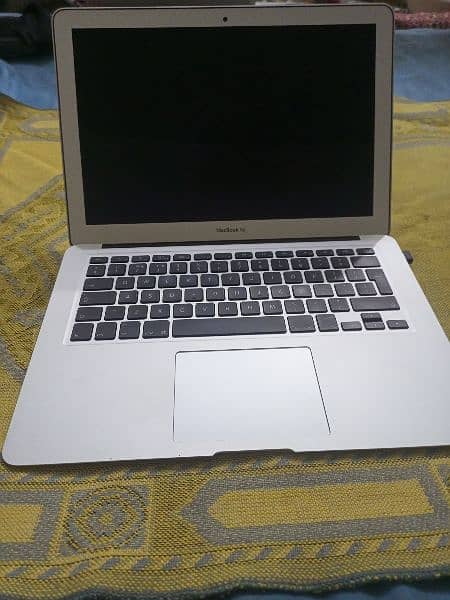 MacBook Air Laptop core i 7 for sale 1