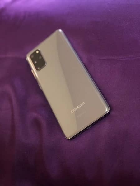 Samsung Galaxy S20+ in Mint Condition 10/10 - PTA Approved 1