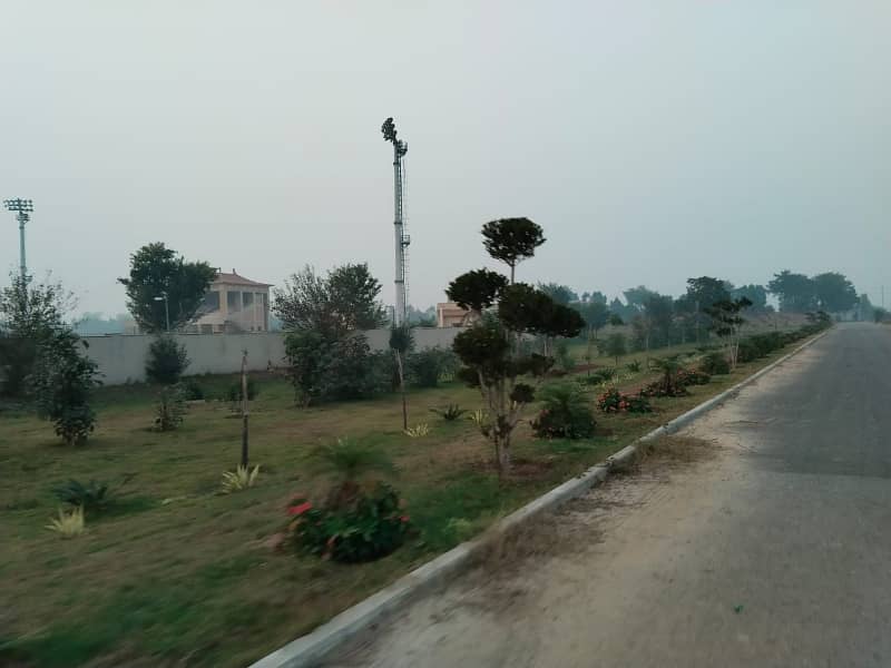 Affordable Residential Plot For Sale In Bahria Town - Nargis Extension 5