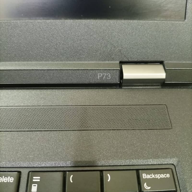 Lenovo ThinkPad P73 17.3" Core i7 9750H 16GB RAM 512GB SSD 4GB NVIDIA 10