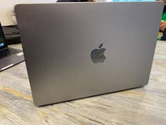 macbook Pro M1 chip 16gb 256 or 512 SSD available
