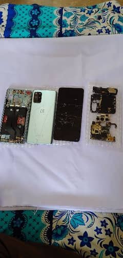 one plus 8t 12/256 all parts availble 0