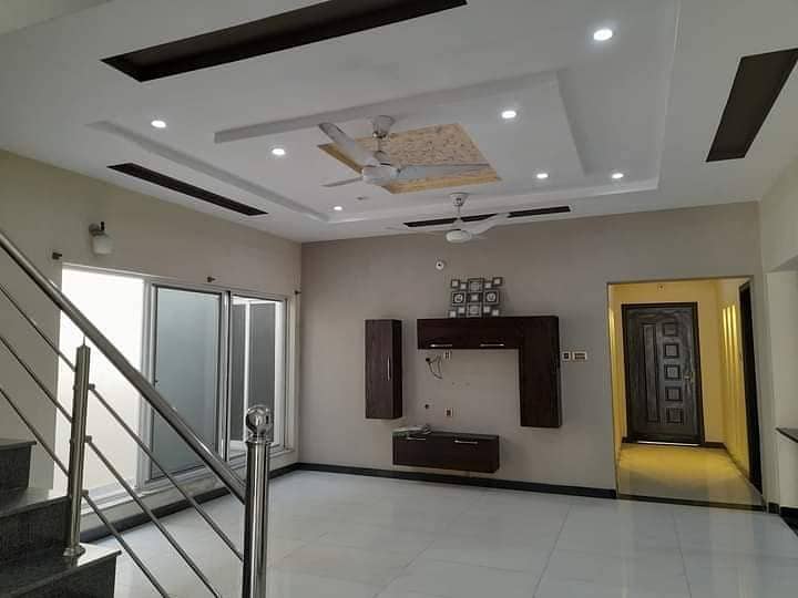 10 Marla House For Sale In Rehman Villas Khalid Block 15