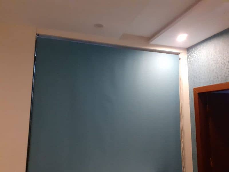 office blind with fitting pkg 11