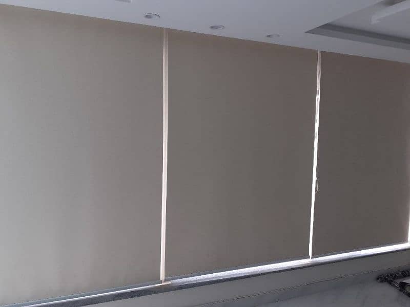 office blind with fitting pkg 12