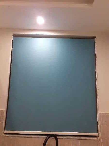 office blind with fitting pkg 14