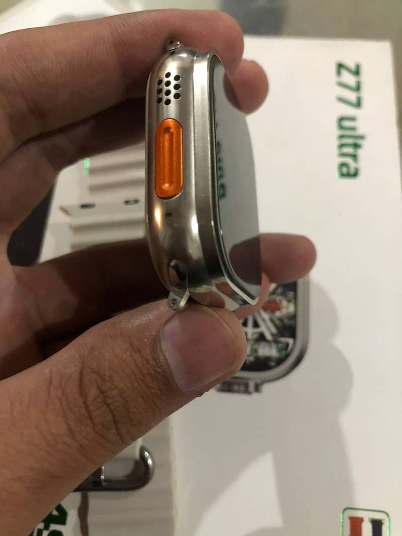 Smart watch Z77 Ultra Model 2024 3