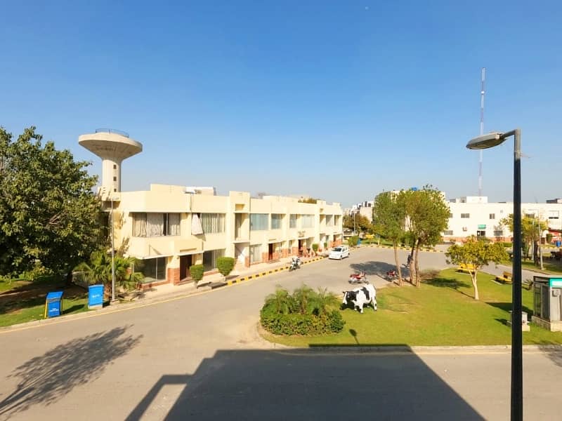 8 Marla House Is Available For Sale In Bahria Nasheman Zinia Block Lahore 34