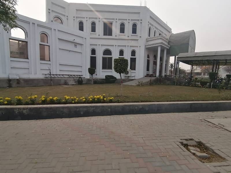 5 Marla Spacious Residential Plot Available In DC Colony - Sawan Block For sale 5