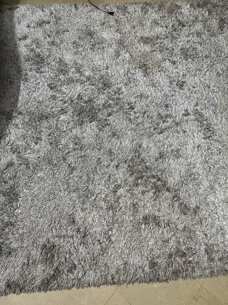 light grey centre carpet 0