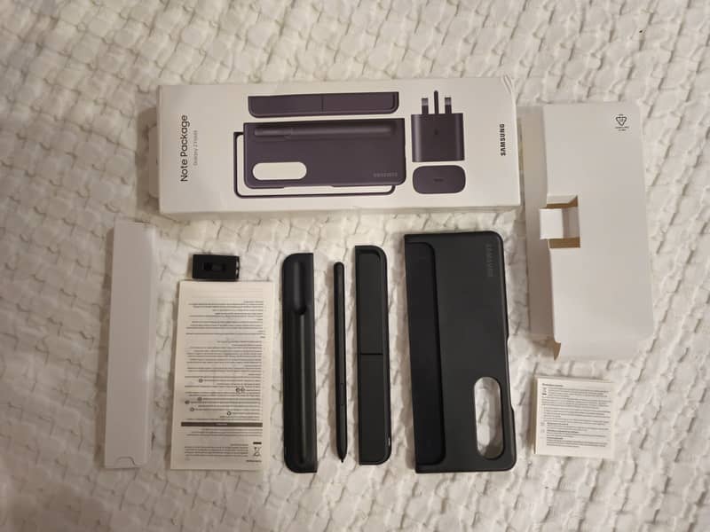 SAMSUNG Z FOLD 4 NOTE PACKAGE 1