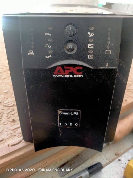 APC dual battery digital UPS 3