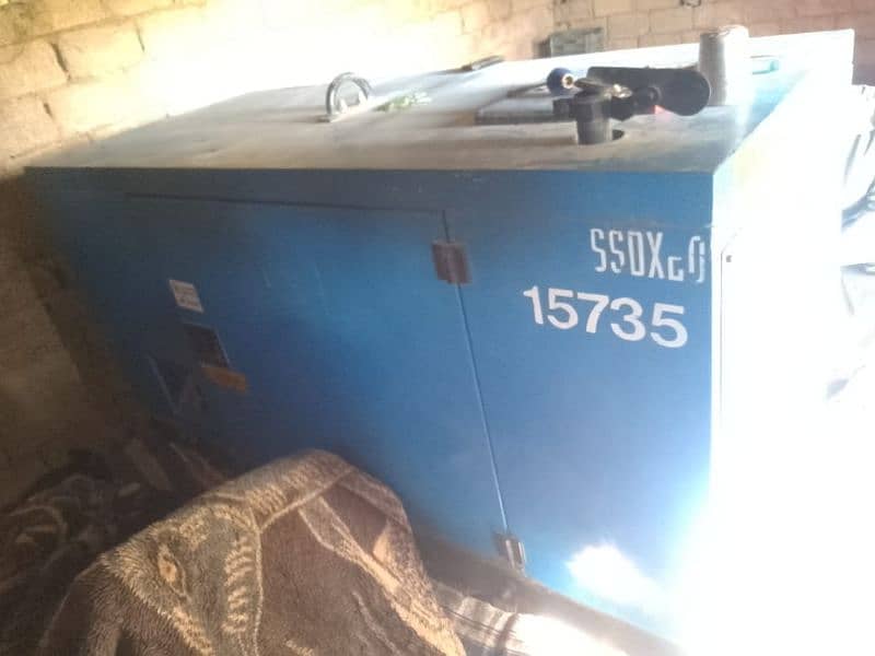 japneas generator 32KV  ganiune condition full ok ha 3