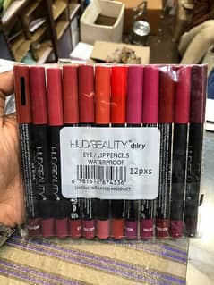 Huda beauty lips pancil