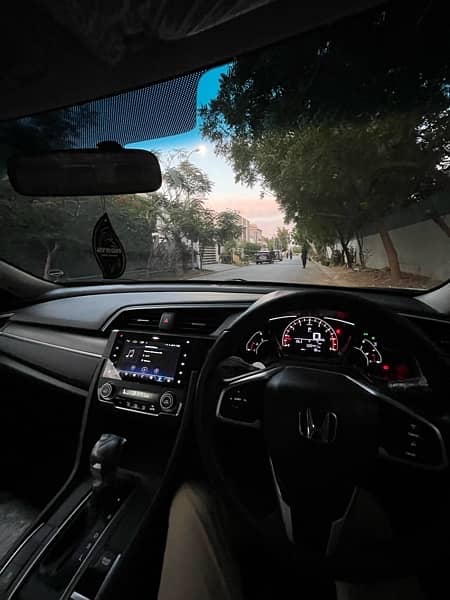 Honda Civic Oriel 2020 8