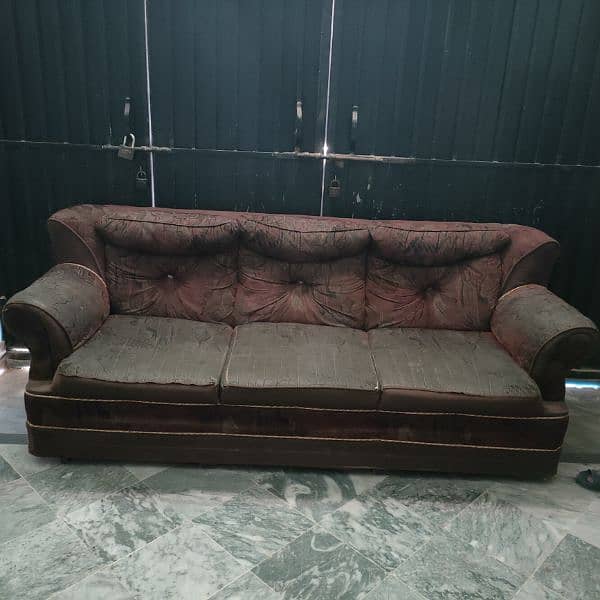 red color sofa good condition. 5