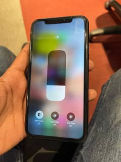 Iphone Xr Non Pta 64 gb esim time available / iphone for sale/exchange