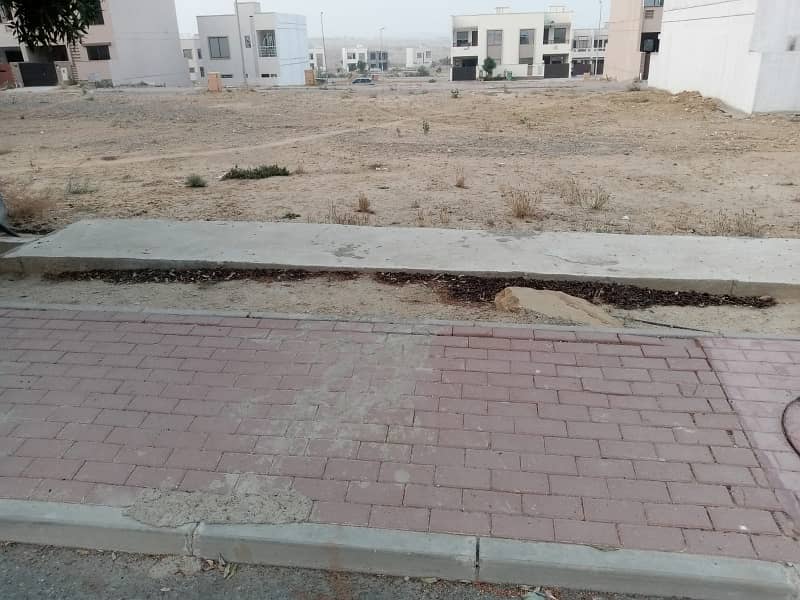 Ali Block plot 125 yards available for sale in bahria town karachi 1