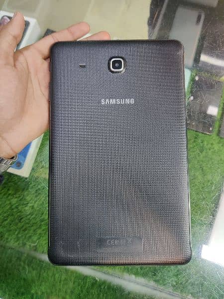 Samsung Tab E 2