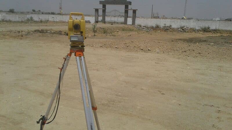 Land Surveyor With Totalstation party daily or monthly 03193307245 15