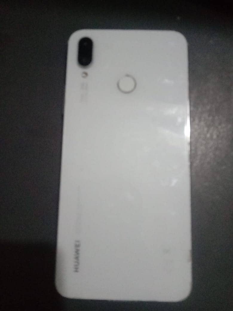 Huawei NOVA3i 1