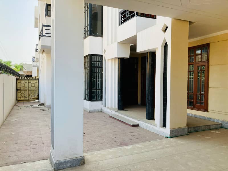 20 Marla Commercial Hpuse | For Rent | Faisal Town 0