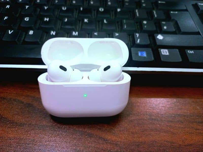 AirPods pro (2nd generation) 0