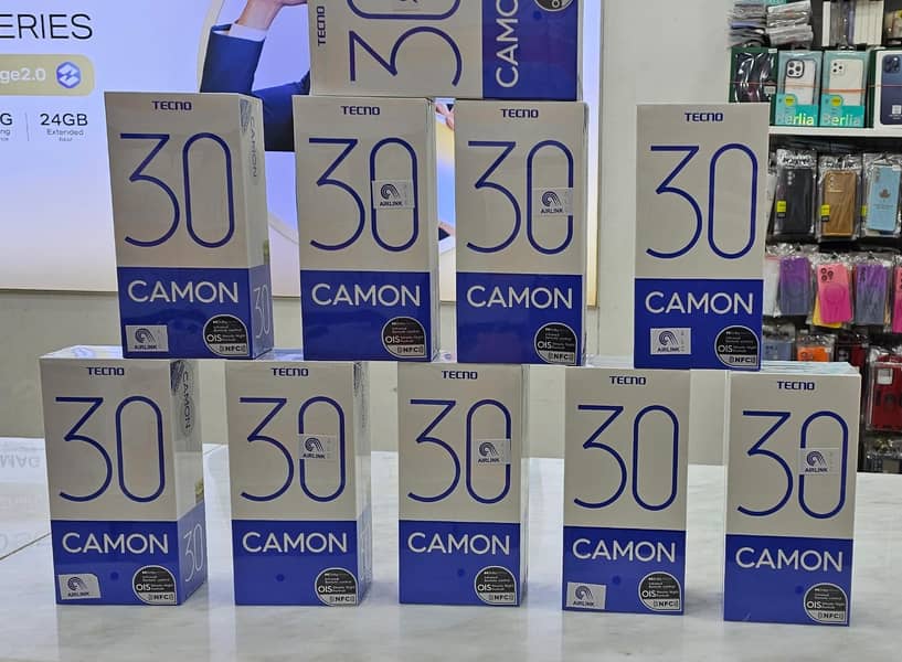 Tecno Camon 30 12+12/256 GB 0
