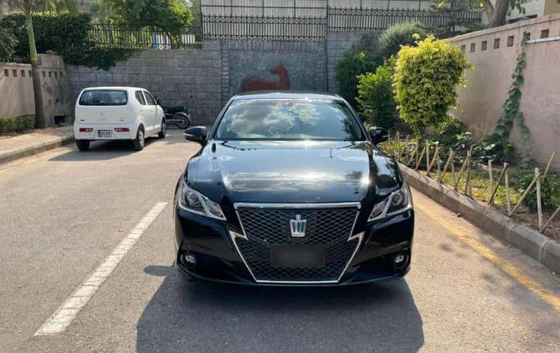 Audi on Rent in Islamabad & Rawalpindi, Luxury Car Rental Service Revo 6