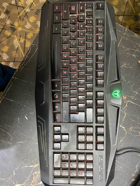 T-DAGGER GAMING KEYBOARD AND MOUSE 1