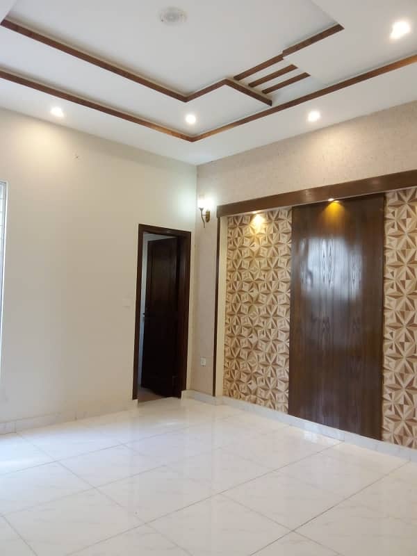 10 MARLA FULL HOUSE BRAND NEW FIRST ENTRY AVAILABLE FOR RENT IN WAPDA TOWN PHASE 1 4