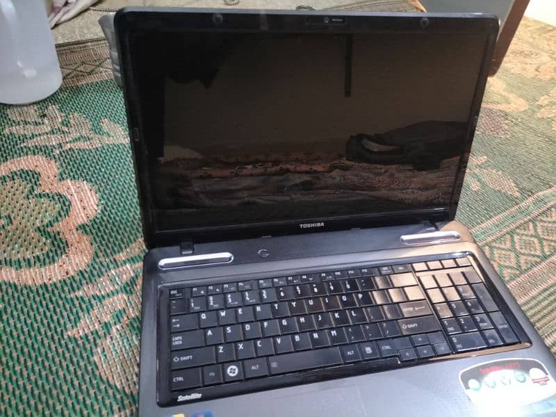 Toshiba laptop for urgent sale 1