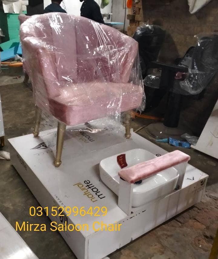 Wooden trolly / Barber chair/Cutting chair/Massage bed/ Shampoo unit 9