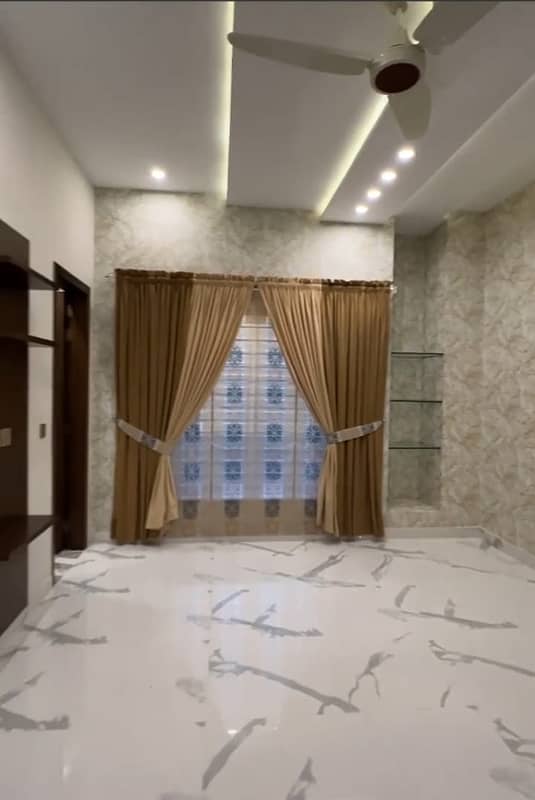 10 Marla Residential House For Rent In Jasmine Block Bahria Town Lahore 8