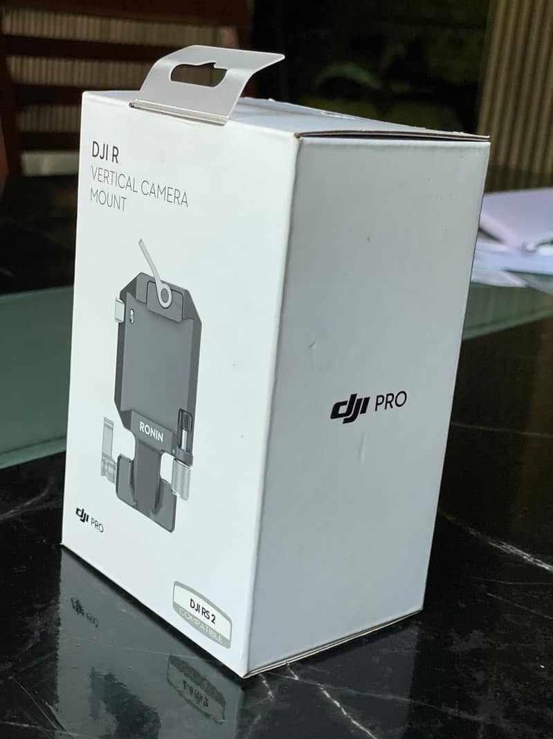 DJI RS3 PRO COMBO BOX + DJI VERTICAL CAMERA MOUNT BOX 3