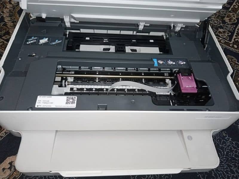 HP envy6000 color and black wireless printer All in one  bilkul ok ha 2