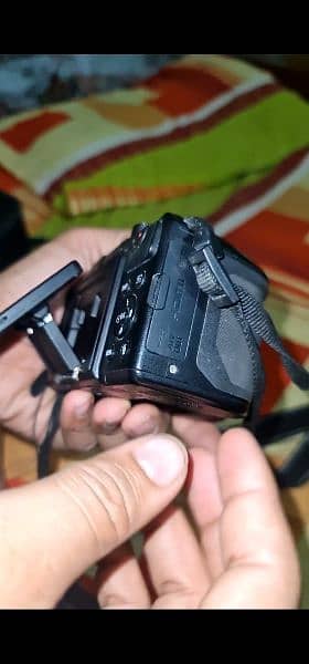 Nikon B500 camera 4
