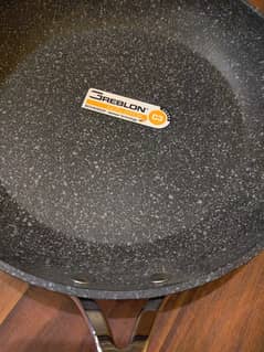 New Granite frying pan made in Italy made for USA