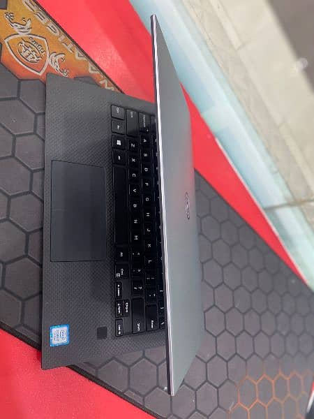 Dell XPS 13 9360 0