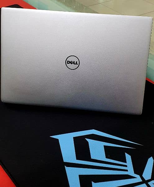 Dell XPS 13 9360 1
