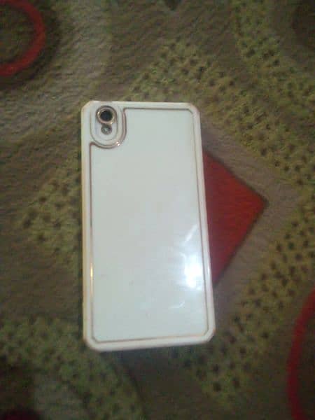 selling oppo A37 good looking phone best for calls uses 2