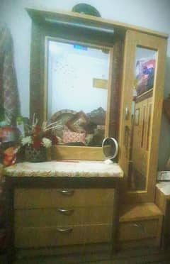 full bedroom furniture with out Mattress