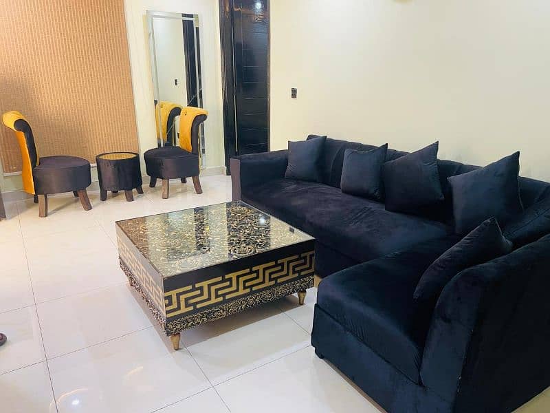 One bed apartment for short stay like(3to4)hours in bahria town 2