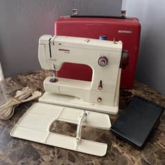 BERNINA 807 minimatic Sewing machine 0