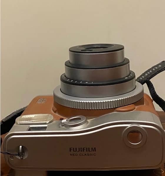 Polaroid Camera FujiFilm Neo Classic model 2