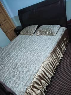 King Size Bed,,,,,,, Brown