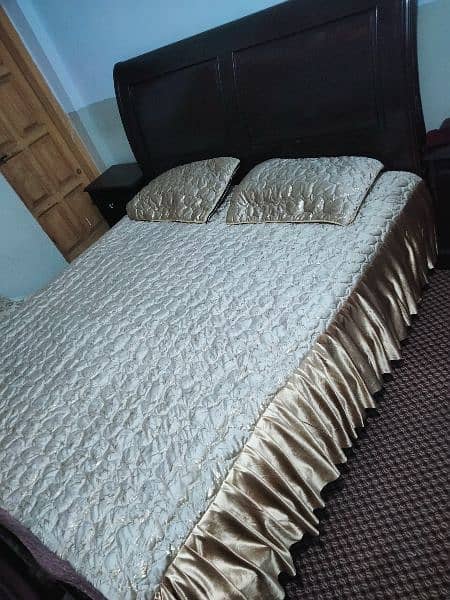 King Size Bed,,,,,,, Brown 0