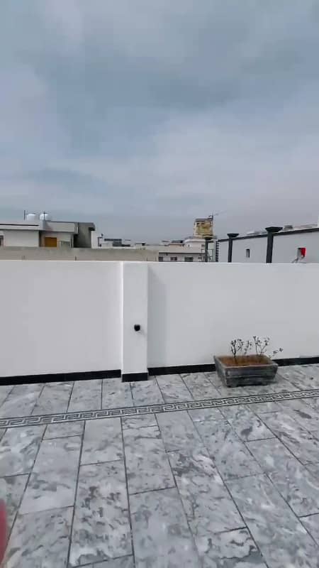 Luxurious 5 Marla House: Marble Rooftop Majesty! 16